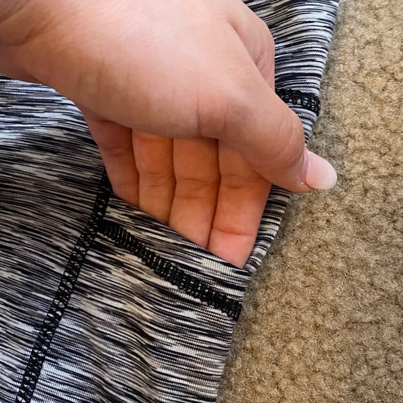 Bundle of workout shorts various brands - Picture 11 of 11